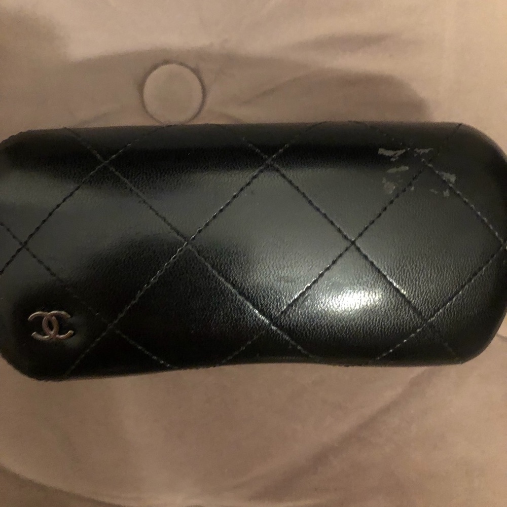 CHANEL Black Gradient Oversized Round Sunglasses - Picture 7 of 11